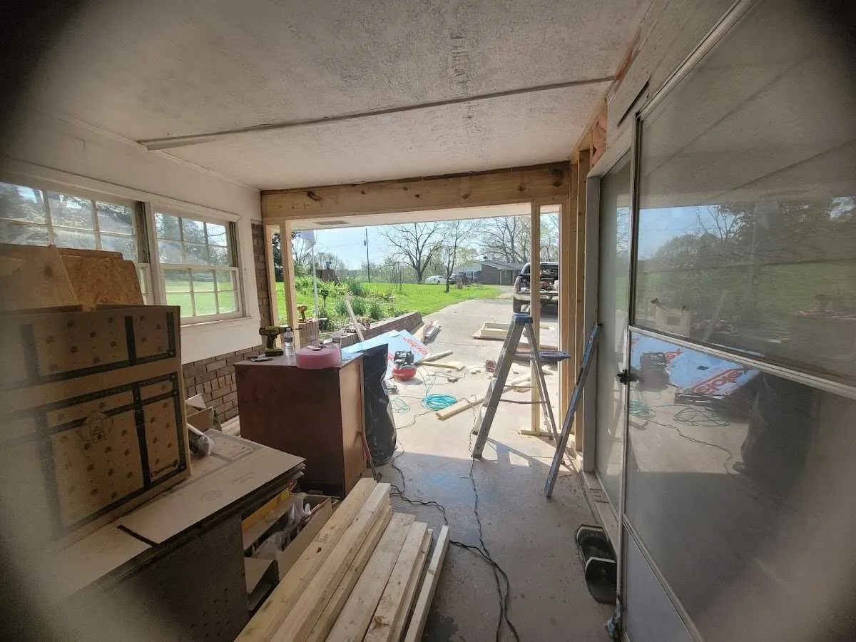 Air movers and dehumidifier for Water Mitigation Services in Swanzey